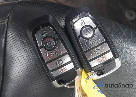 2017 Ford Fusion Titanium из США, поврежденный, VIN 3FA6P0K96HR208757